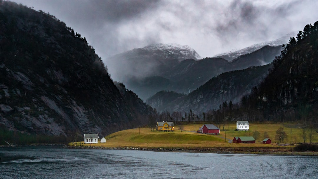 Friluftsliv i Norge: Opplev Naturen på Nytt